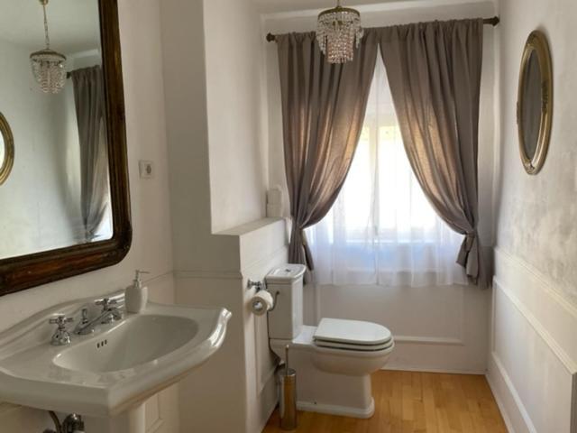 Apartman Hisa 7 *