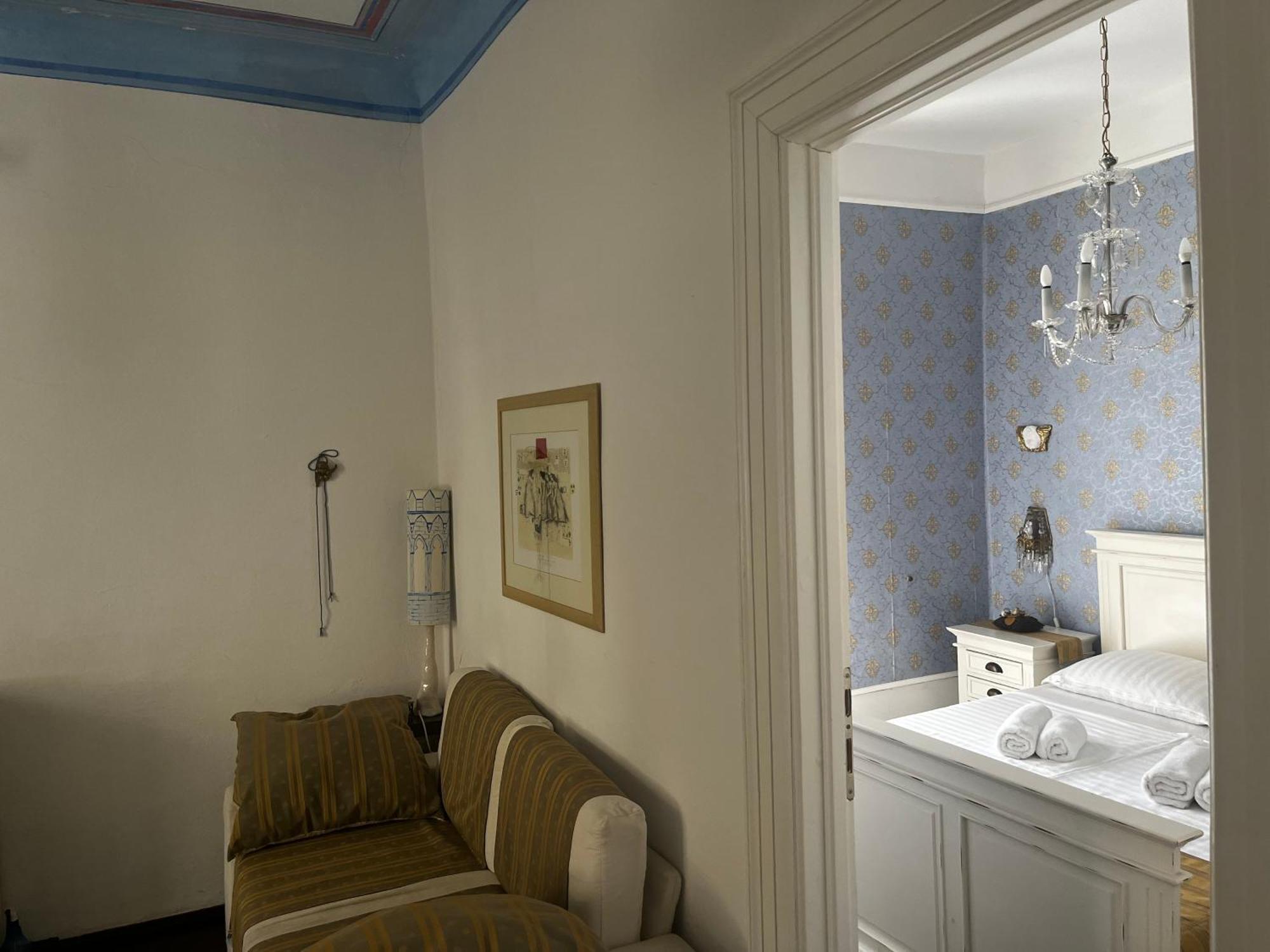 Apartman Hisa 7 *